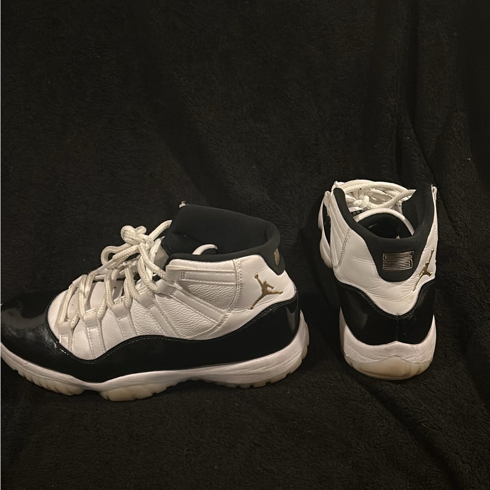 Jordan Black and White Men's Shoes
